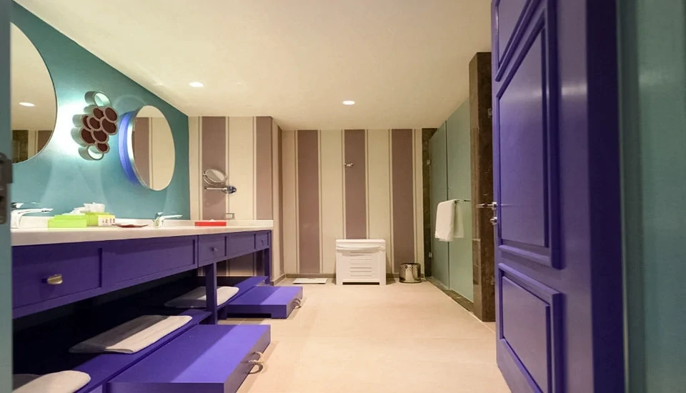 هتل لند آو لجندز کینگدام آنتالیا